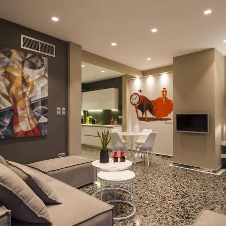 Ma Maison Nο 1, Penthouse, Acropolis And Lycabettus View, Ultra High Speed Internet 300 Mbps, 15' To Acropolis By Metro, 1' From Metro Station Athènes Extérieur photo