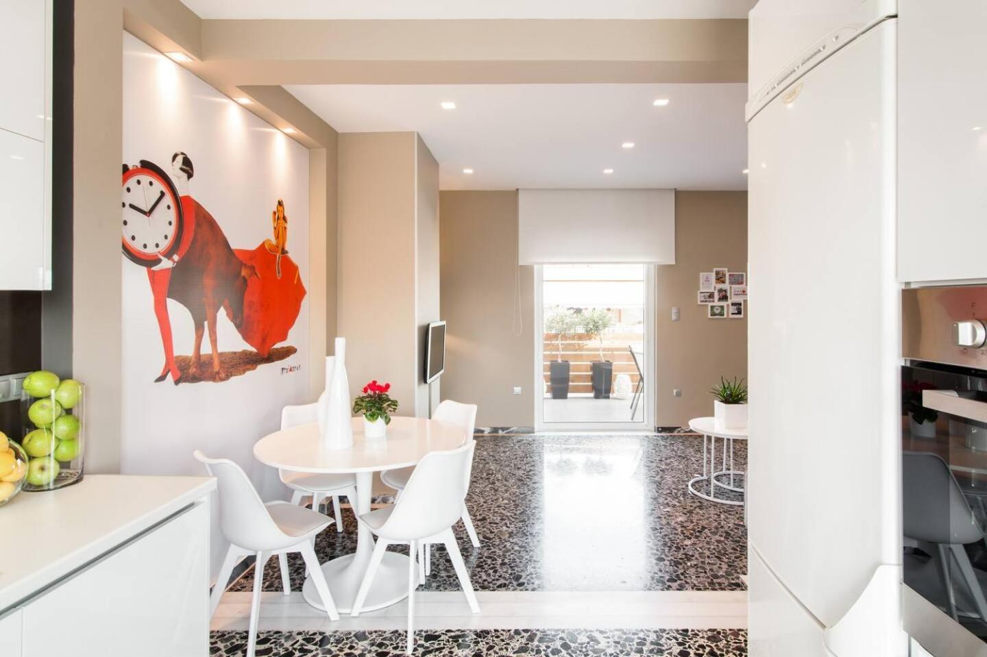 Ma Maison Nο 1, Penthouse, Acropolis And Lycabettus View, Ultra High Speed Internet 300 Mbps, 15' To Acropolis By Metro, 1' From Metro Station Athènes Extérieur photo
