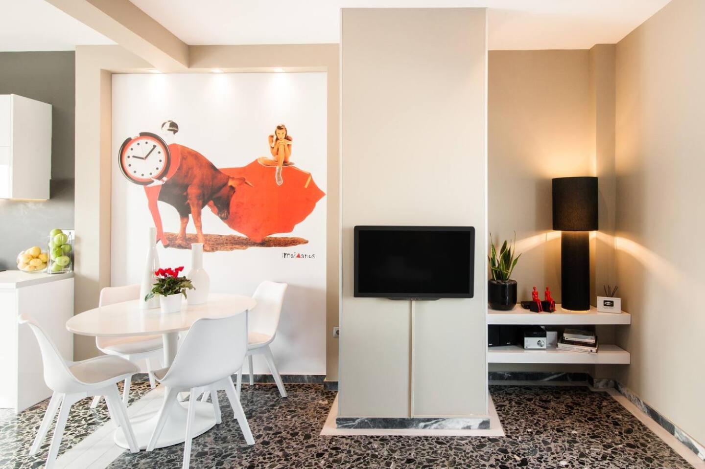 Ma Maison Nο 1, Penthouse, Acropolis And Lycabettus View, Ultra High Speed Internet 300 Mbps, 15' To Acropolis By Metro, 1' From Metro Station Athènes Extérieur photo